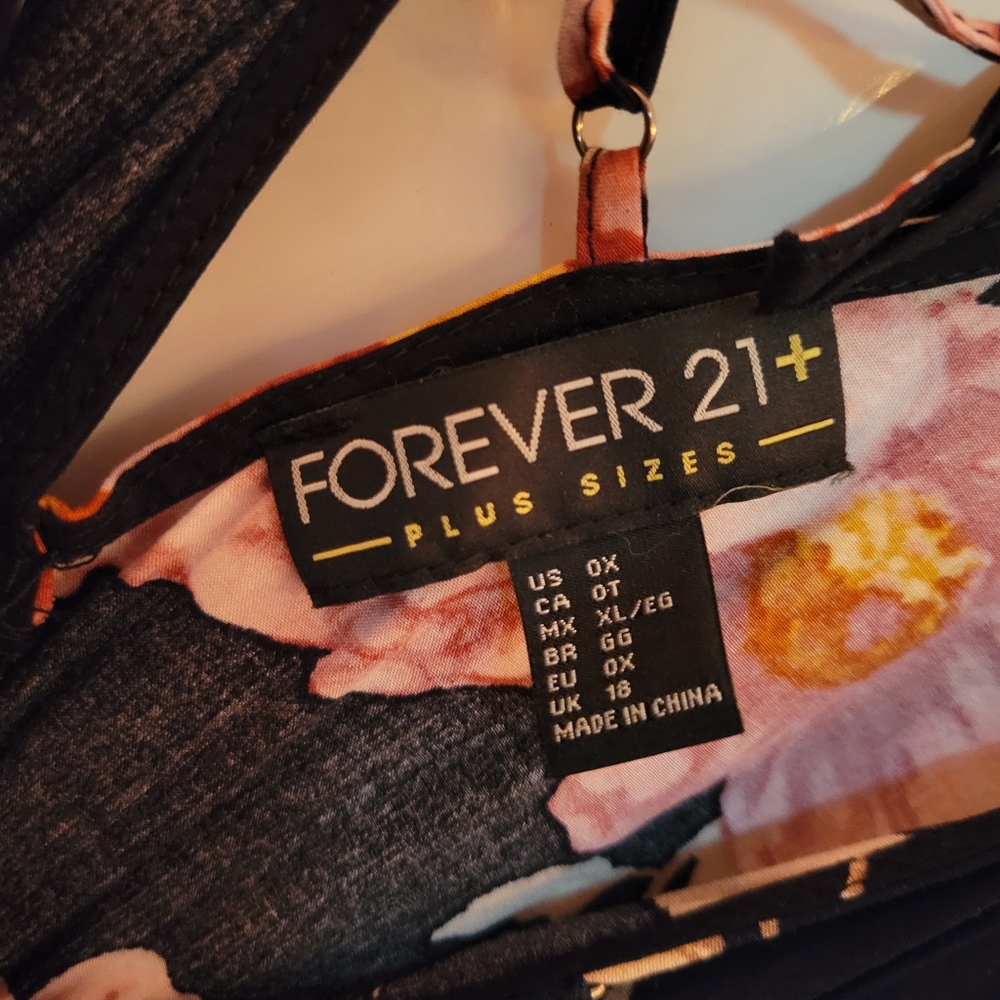 Spring Dress - Picture 4 of 5